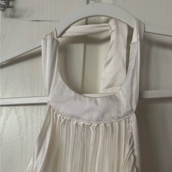 The Maren Pleated Halter Maxi Dress Backless - Greek Goddess - Size XL, Mable - Picture 6 of 10